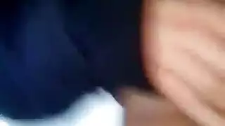 عاهرة متزوجة تمارس العادة السرية بشدة استمناء مهبلي يائس