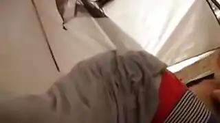 نيك بري في الشباك: مص شديد ينتهي بقذف على الوجه وداخل المهبل