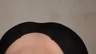 المحجبة تتحول إلى ملكة شرجية لعمل إكس إكس إكس خشن